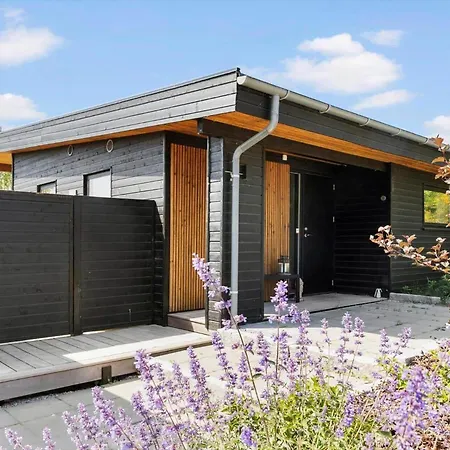 8410-ebeltoft-elgvej-22 *